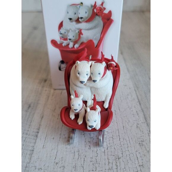 Hallmark magic Sleigh Ride ornament Xmas - Picture 2 of 8